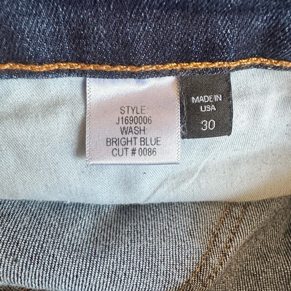 Veronica Beard Debbie 10” skinny jeans. Medium wash, high rise, size 30 - Picture 7 of 8